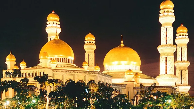 مواقيت الصلاة| موعد أذان العشاء اليوم 25 رمضان الأحد 16-4-2023