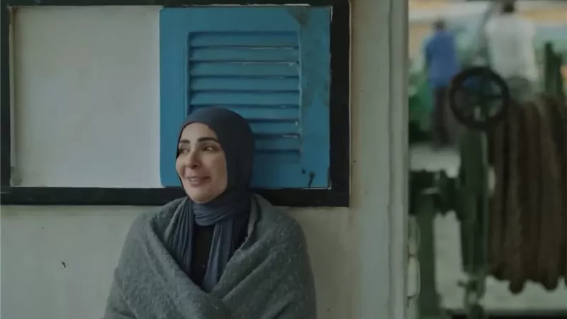 «تحت الوصاية» الحلقة 9| منى زكي تلقن الصيادين درسا قاسيا