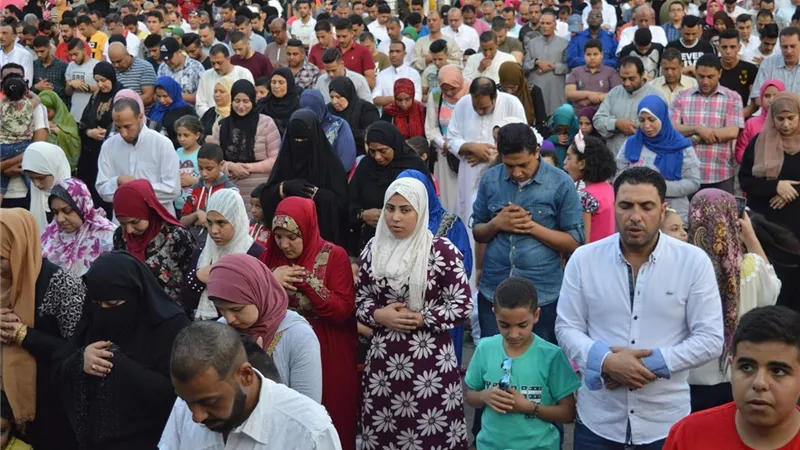 عيد الفطر 2023| حكم صلاة العيد بالمكياج| هل زينة المرأة تبطلها؟ «الإفتاء» تجيب