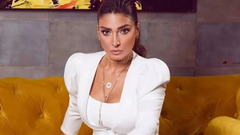 «لو فضلت أشكره طول عمري مش هيكفي» رسالة مؤثرة من روجينا لزوجها أشرف زكي 