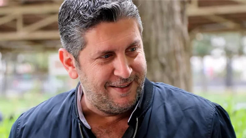 وفاة الفنان محمد قنوع بعد نشره تدوينة ذكرى والده