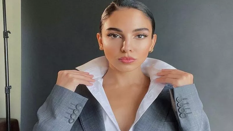 سلمى أبو ضيف تتلقى وصلات من الغزل بعد تشويق جمهورها بعمل جديد