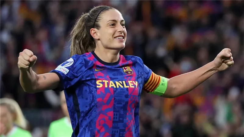 برشلونة في طريقه لنهائي دوري أبطال أوروبا بعد عودة أفضل لاعبة بالعالم