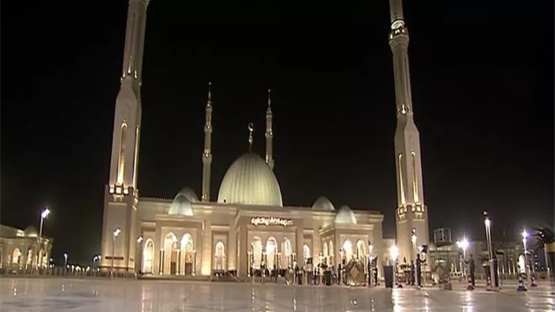 مواقيت الصلاة| موعد أذان العشاء اليوم 26 رمضان الإثنين 17-4-2023