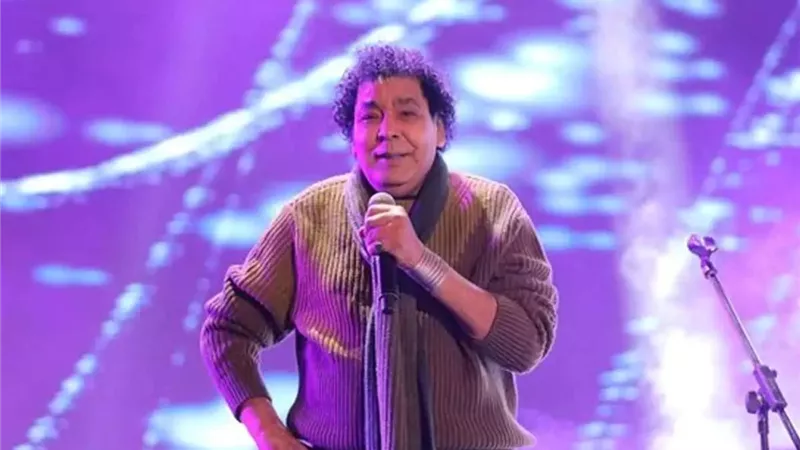 «خلصنا من الإرهاب»| محمد منير يوجه رسالة للدولة خلال حفل العريش