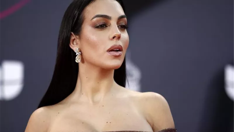 هل تتسبب ريما العنزي في انفصال جورجينا ورونالدو؟