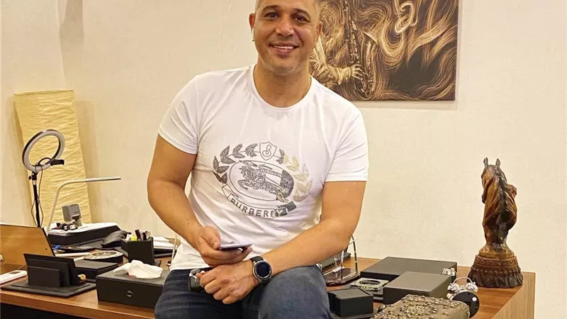 الإعلامي أحمد يونس يعلق على وفاة مصطفى درويش