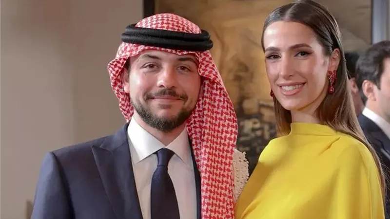 «الموضوع بسيط»| ولي العهد الأردني يكشف قصة تعرفه على خطيبته رجوة (فيديو)