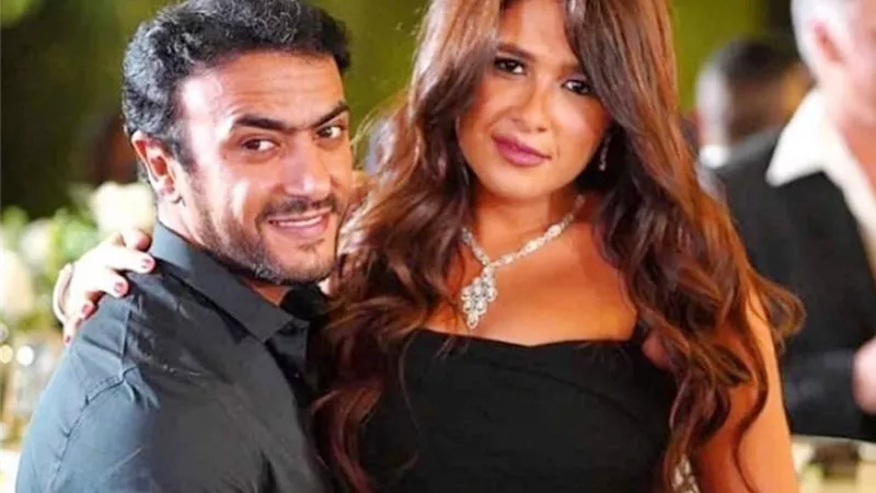 ياسمين عبدالعزيز تسخر من صورة أحمد العوضي