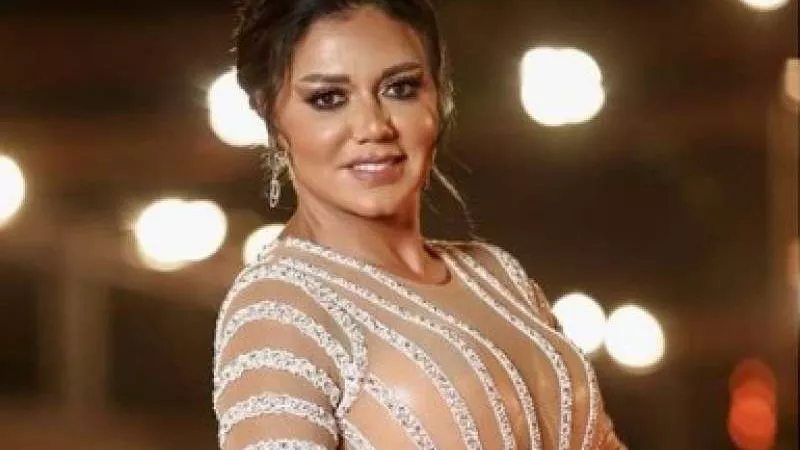 إطلالات درة ورانيا يوسف تخطف الأنظار في مهرجان «ياسمين الحمامات»