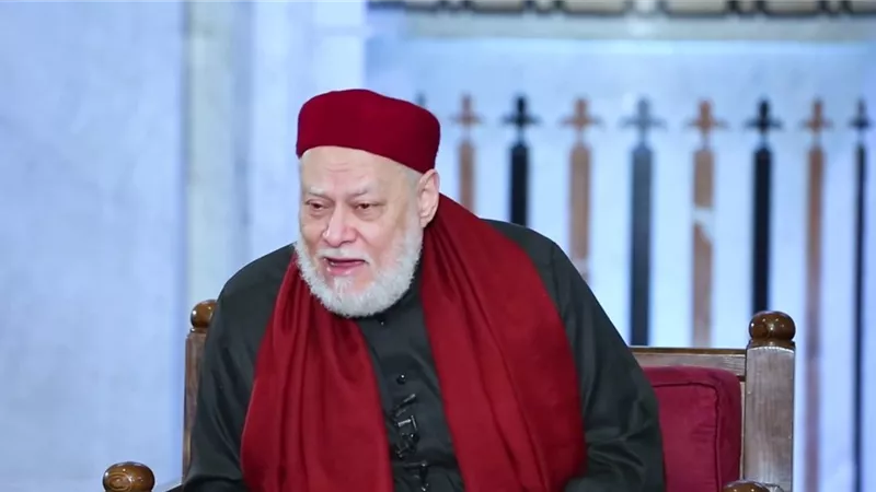 هل الدعاء بأسماء الله الحسنى بعد ختم القرآن بدعة؟ علي جمعة يحسم الجدل