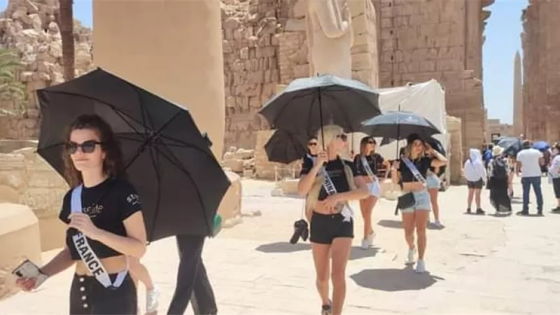 ملكات جمال العالم في حضرة ملوك الفراعنة بمعبد الكرنك