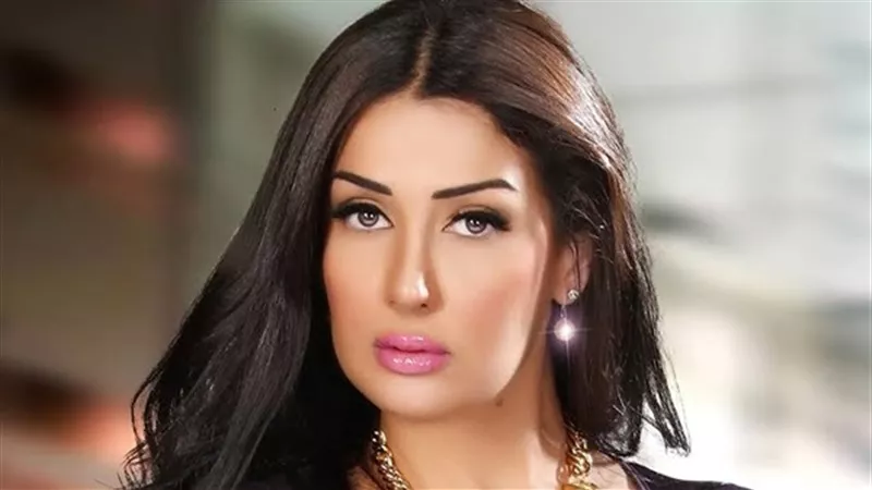 غادة عبد الرازق في مأزق مع الجمهور بسبب صورها