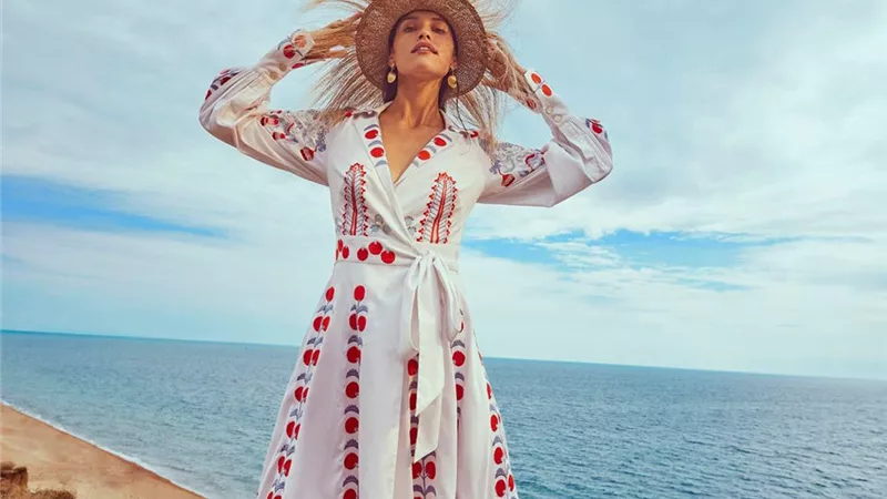 5 أشياء لا غنى عنها في حقيبة المصيف أبرزها الصن بلوك Sun block