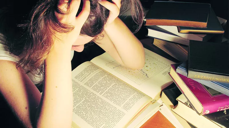 كيفية التعامل مع رسوب الأبناء بالتزامن مع ظهور نتيجة الإمتحانات؟