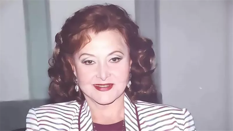 رد غريب ومفاجئ من ليلى طاهر بعد شائعة وفاتها (فيديو)