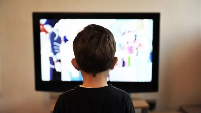 أفلام الكارتون فيها سم قاتل| تحرض على العنف وتقتل العاطفة