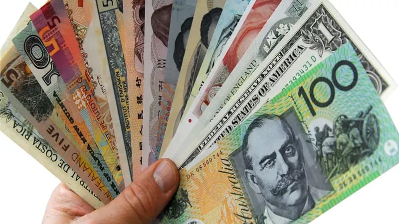 آخر أسعار الدولار والعملات العربية والأجنبية اليوم الجمعة حسب بيانات البنك المركزي