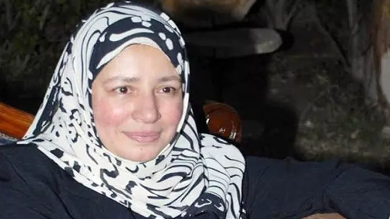 عبلة كامل تفقد النطق ومصدر يكشف تطورات حالتها الصحية