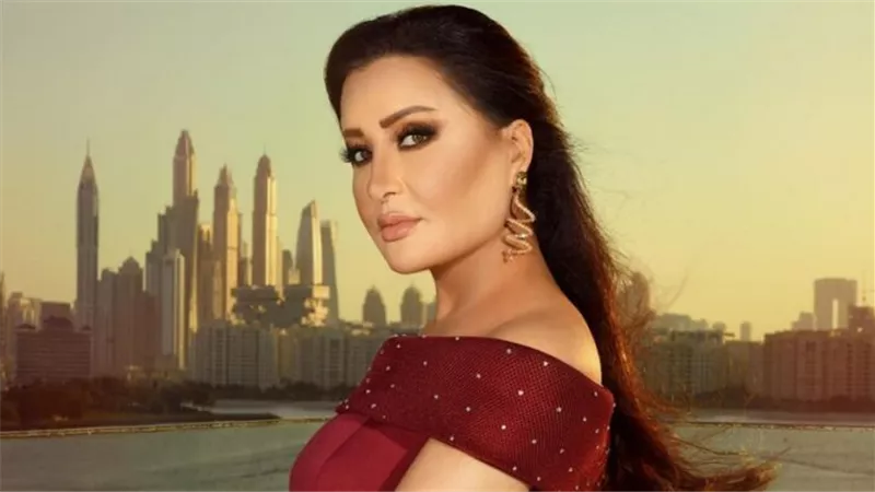 لطيفة ترد لأول مرة على واقعة إليسا مع منى الشاذلي في عيد الأضحى