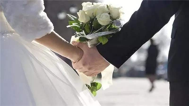 «طبق الدش» ينهي حياة عريس المحلة