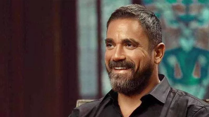 ظهور نادر لعائلة أمير كرارة في العرض الخاص لفيلم «بعبع»