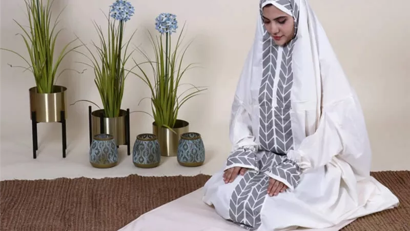 لماذا تعفى المرأة من قضاء الصلاة التي تركتها في فترة الحيض؟ الإفتاء تجيب