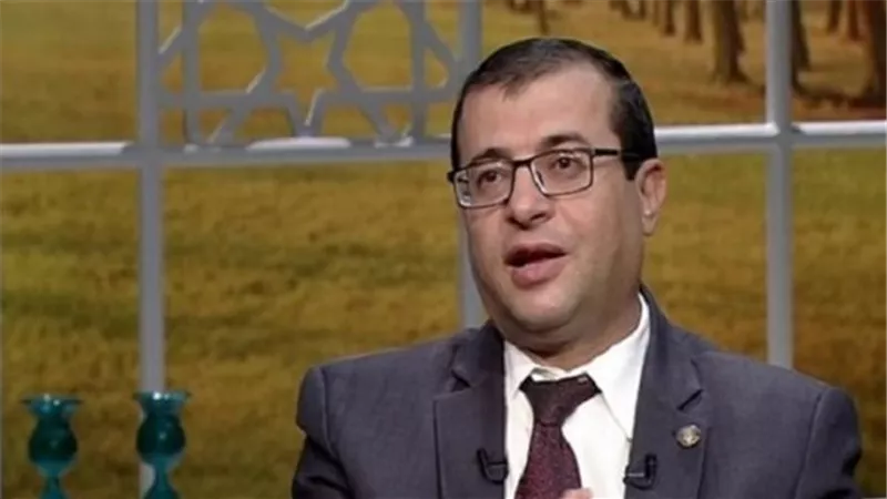 عميد بجامعة الأزهر يكشف عقوبة الامتناع عن تسليم الميراث (فيديو)
