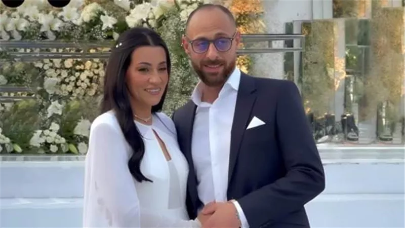 المخرجة بتول عرفة تحتفل بزفافها إلى هاني الطمباري بحضور نجوم الفن