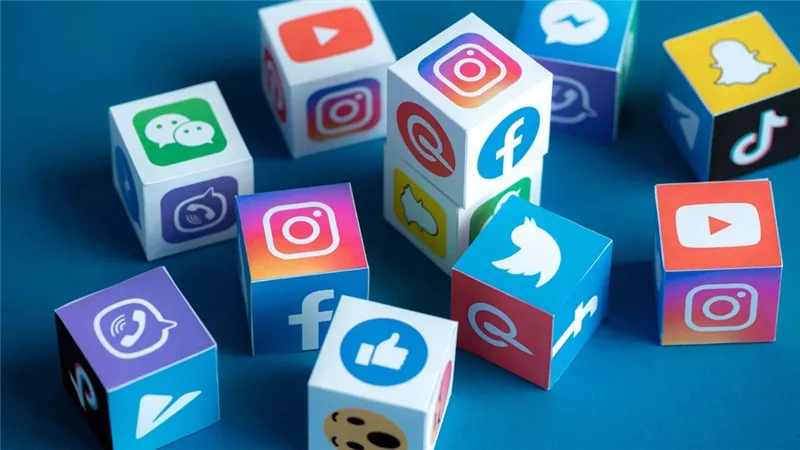 حقيقة تجسس مواقع التواصل الاجتماعي على المستخدمين وطرق الحماية