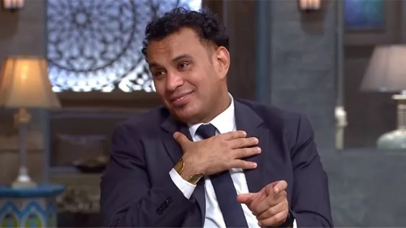 محمود الليثي يروي قصة سيدة كانت سببا في نجاح أغنية سطلانة (فيديو)