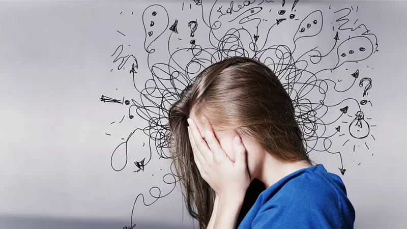 6 نصاح نفسية للتخلص من وسواس «كلام الناس» 
