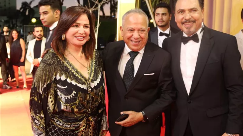 نجمات الفن يُزيّن افتتاح المهرجان القومي للمسرح