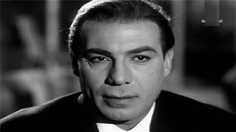 في ذكرى ميلاده| أدوار خالدة و5 زيجات لملك الترسو فريد شوقي