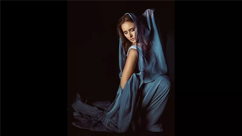 هل غابت نيللي كريم عن العرض الخاص لفيلم «ع الزيرو» بسبب خلافات مع محمد رمضان