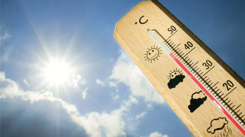 طقس اليوم شديد الحرارة وأمطار على هذه المناطق