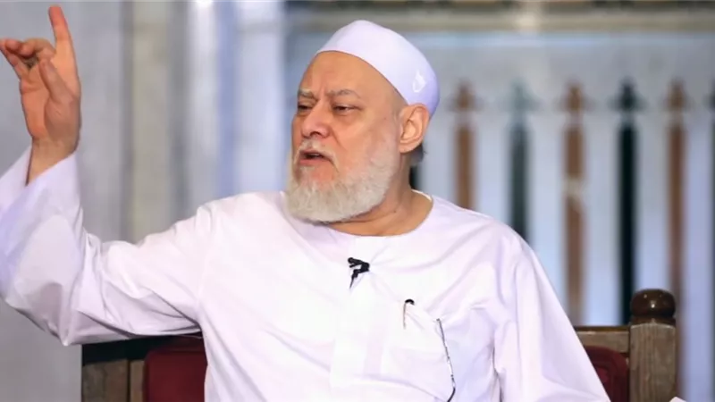 صبغ الشعر الشايب بالأسود حلال أم حرام أم مكروه؟ علي جمعة يحسم الجدل