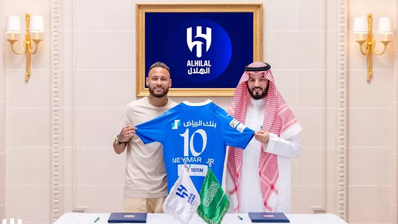 مفاجآت في عقد نيمار مع الهلال السعودي وباريس سان جيرمان يودعه بفيديو مؤثر