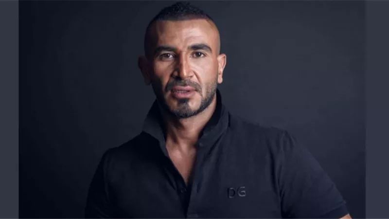 أحمد سعد يرقص مع نجله في ظهور نادر بحفل بورسعيد (فيديو)