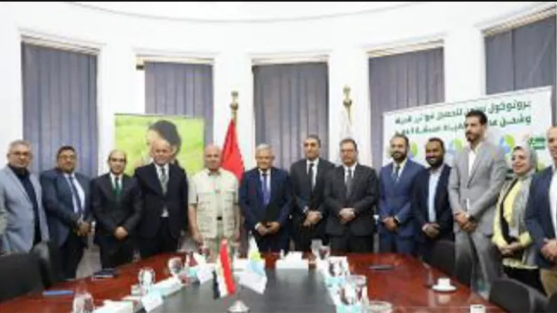 بروتوكول تعاون بين الأهلي ممكن والشركة القابضة لمياه الشرب والصرف الصحي