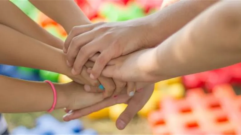 أفضل 6 أدعية للأصدقاء «اللهم لا تحرمني من صحبتهم»