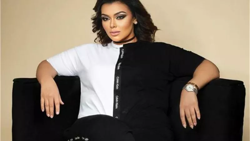 5 نصائح لكل عروسة لو هتعيش في بيت عيلة (فيديو)