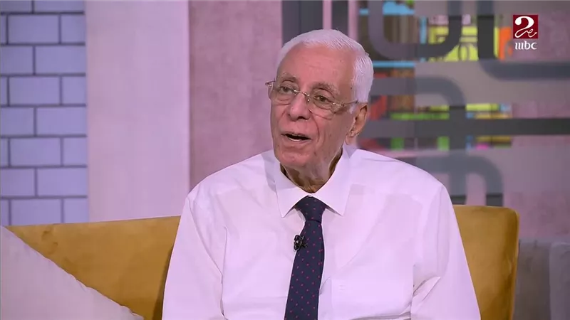 دكتور حسام موافي: «ألم الصدر والزراع الأيسر عرض لمرض خطير»
