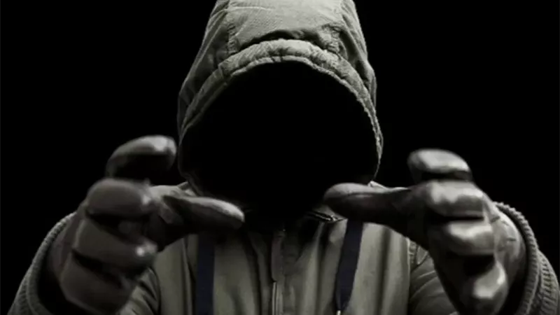 هل التنشئة الأسرية الخاطئة تخلق السفاحين؟ استشاري يُجيب