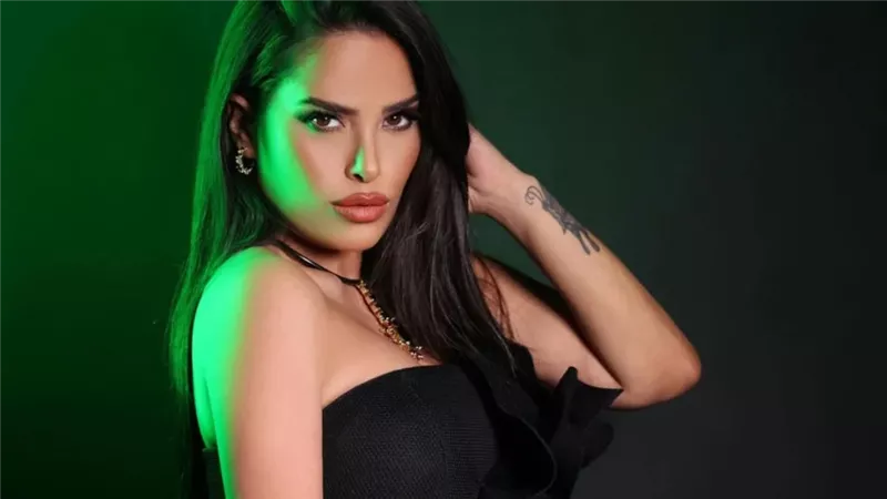 هل تم منع سارة زكريا من الغناء في مصر؟