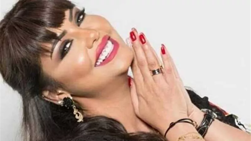 الفنانة الكويتية جواهر تكشف تطورات صادمة بشأن حالتها الصحية بعد إصابتها بالسرطان
