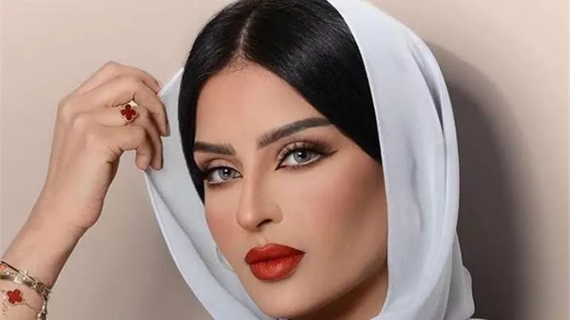 برا الطرحة.. تريند يتصدر تويتر بعد انتشار الظاهرة بين الفتيات
