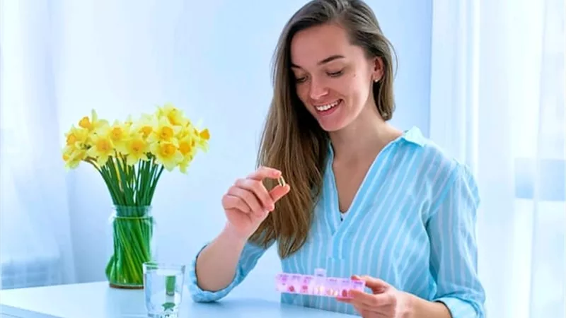 هل أقراص تأجيل الدورة آمنة على صحة المرأة؟