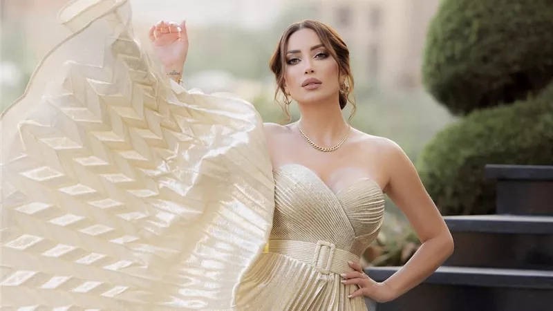 نسرين طافش تسحر القلوب بإطلالة كالأميرات (صور)