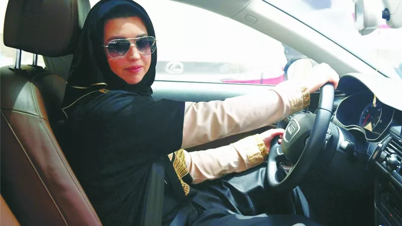 5 نصائح للمرأة قبل شراء سيارة أحلامها
